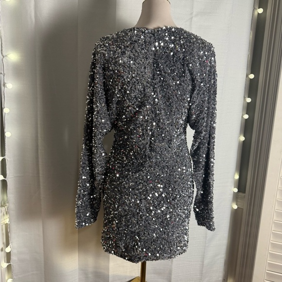 Forever 21 Silver Sequin Mini Dress - Picture 2 of 8